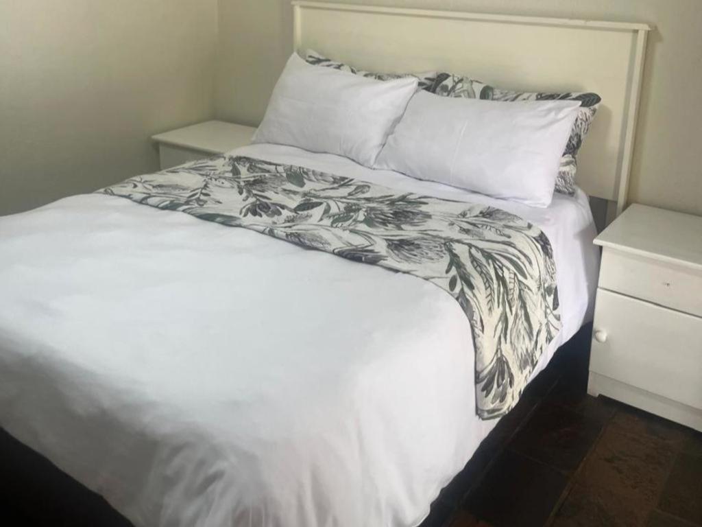 Karee Guesthouse Thabazimbi Rom bilde