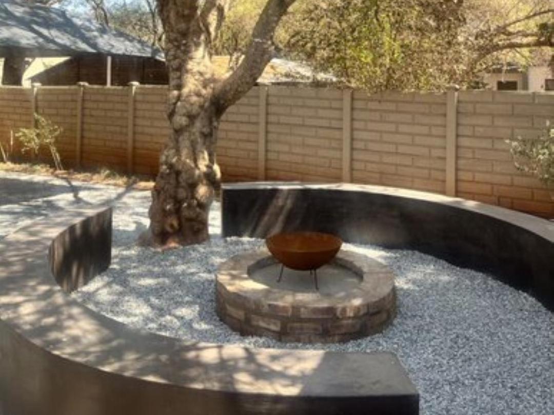 Karee Guesthouse Thabazimbi Eksteriør bilde